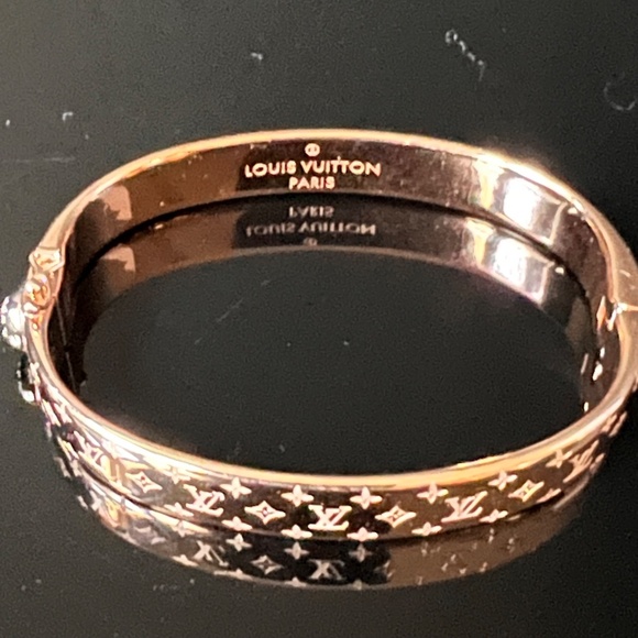 Louis Vuitton Monogram Hinged Bangle Bracelet Rose Gold Tone Size S - Picture 3 of 11